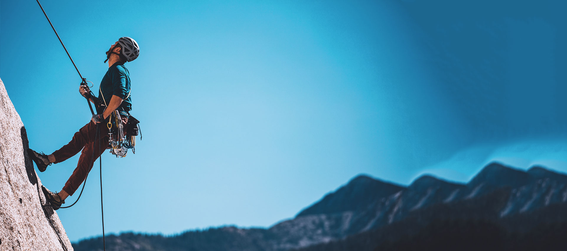 AGÖ±ÓªµÚÒ»Æ·ÅÆ - ×ðÁú¿Ê±